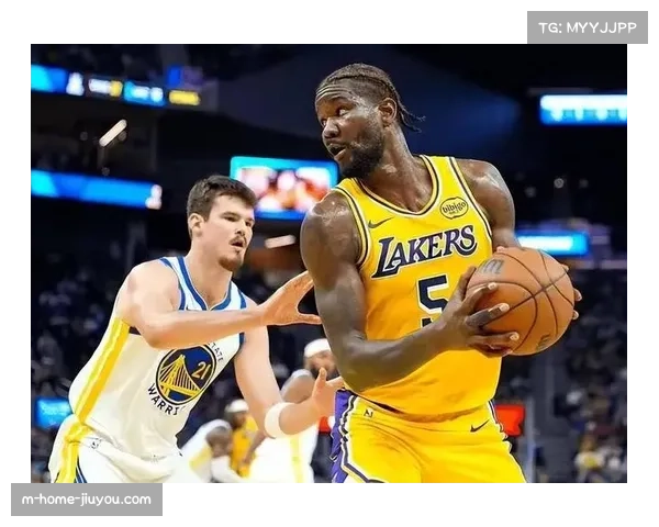 勇士主场不敌湖人6分 穆迪25分难挽败局